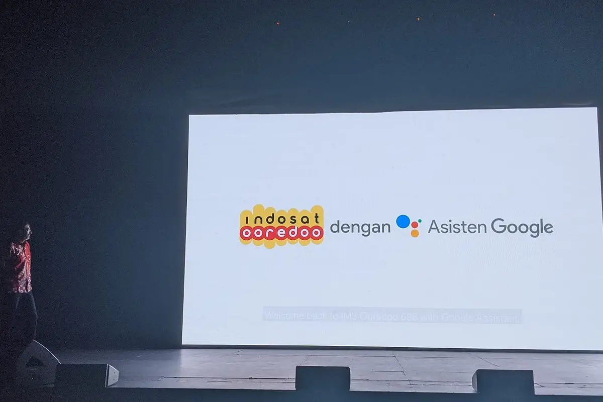 Google Assistant Program & NBU Lead, Nimesh Rajan memperkenalkan Indosat Ooredoo dengan Google Assistant