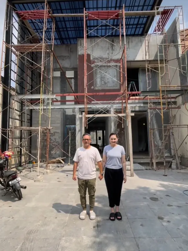Berikut potret rumah Indra Brasco dan Mona Ratuliu