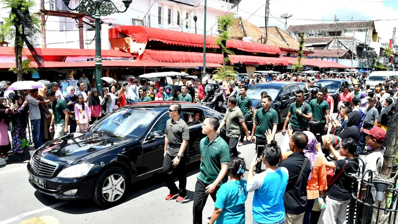Jokowi Blusukan ke Malioboro