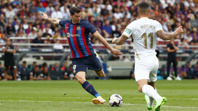 Foto: Barcelona Gagal Kudeta Puncak Klasemen Liga Spanyol usai Real Madrid Menangkan Derbi Ibu Kota