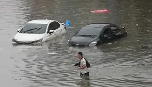 Banjir Bangkok: 50 Distrik Siaga Darurat, Sekolah Tutup dan Warga Borong Makanan Siap Saji