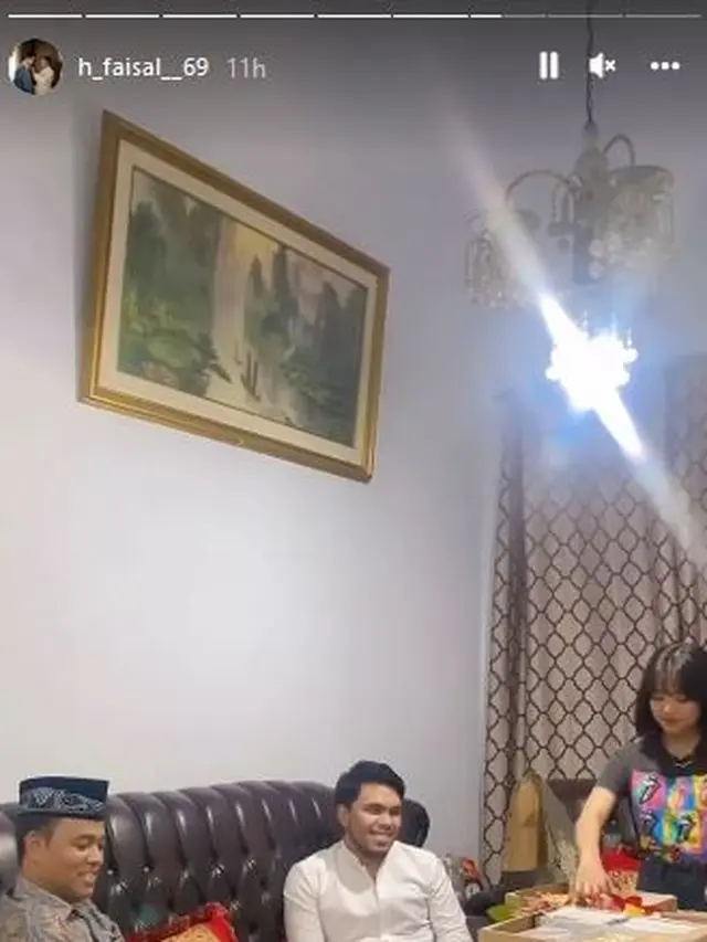 Tampak Tegang, Ini 6 Momen Thariq Halilintar Bertemu dengan Keluarga Fuji