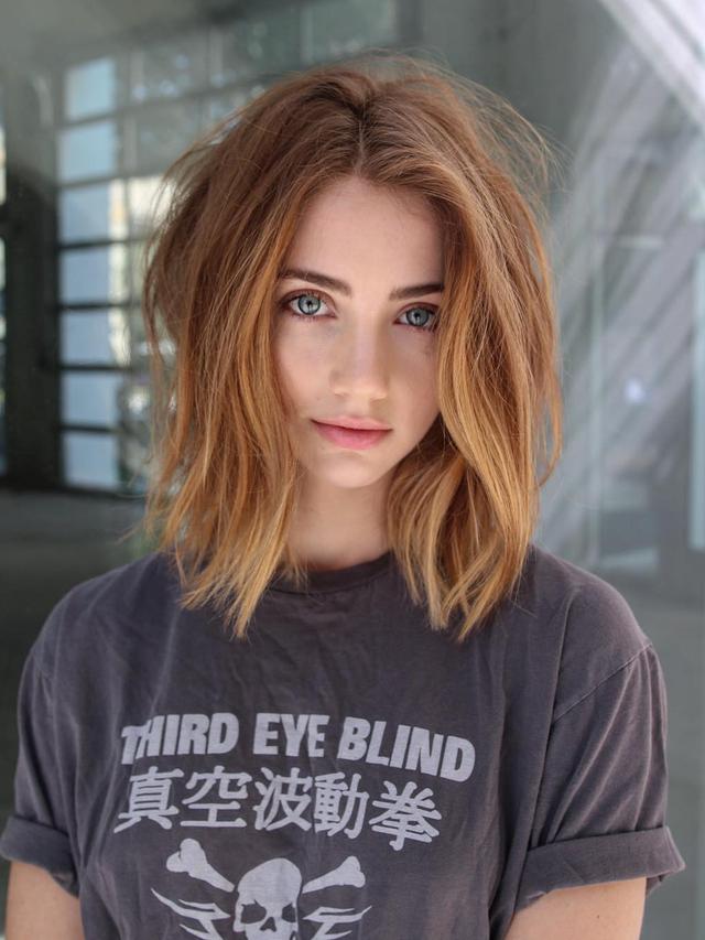 Pemeran Nami Dalam One Piece Live Action Dianggap Aduhai Emily Rudd Diserbu Fans Cowok Showbiz Liputan6 Com