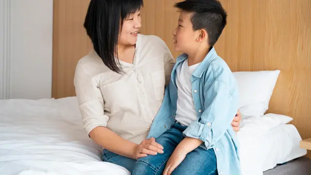 5 Langkah Efektif Menghadapi Anak Tantrum di Tempat Umum -  1