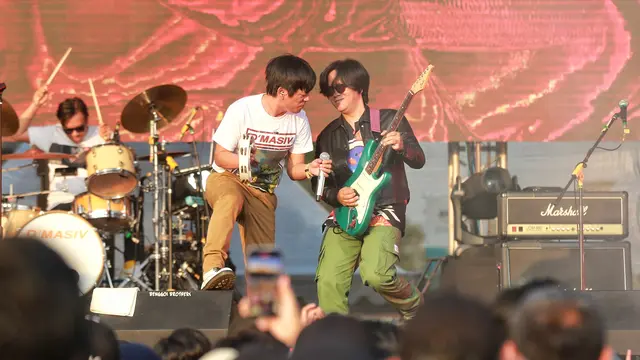 D'Masiv di Boardang Boarding Fest