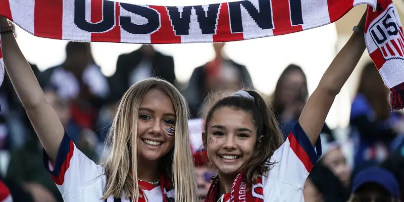 Deretan Fans Cantik AS di Piala Dunia Wanita 2019
