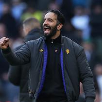 Pelatih kepala Manchester United, Ruben Amorim, bereaksi dalam pertandingan Liga Inggris&nbsp;melawan Tottenham Hotspur di London, Inggris, Sabtu (8/11/2025). (AP Photo/Ian Walton)