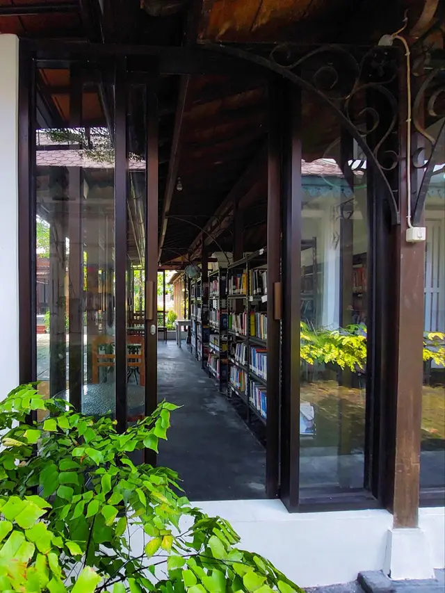 Perpustakaan Mini Rumah Budaya Kratonan