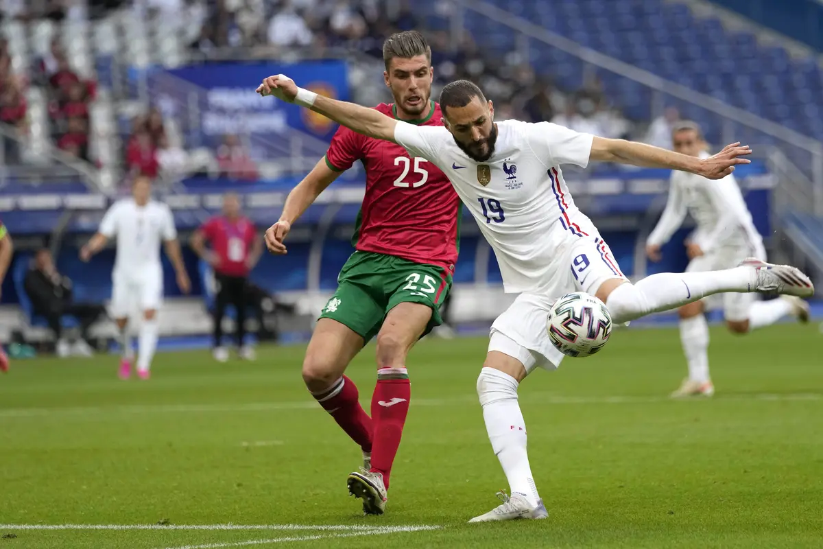 Foto Piala Eropa: Gantikan Benzema, Giroud Borong 2 Gol Kemenangan Timnas Prancis Atas Bulgaria
