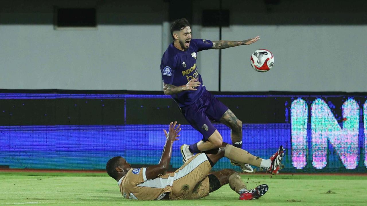 FOTO: Dewa United Taklukkan Persita dalam Derby Banten