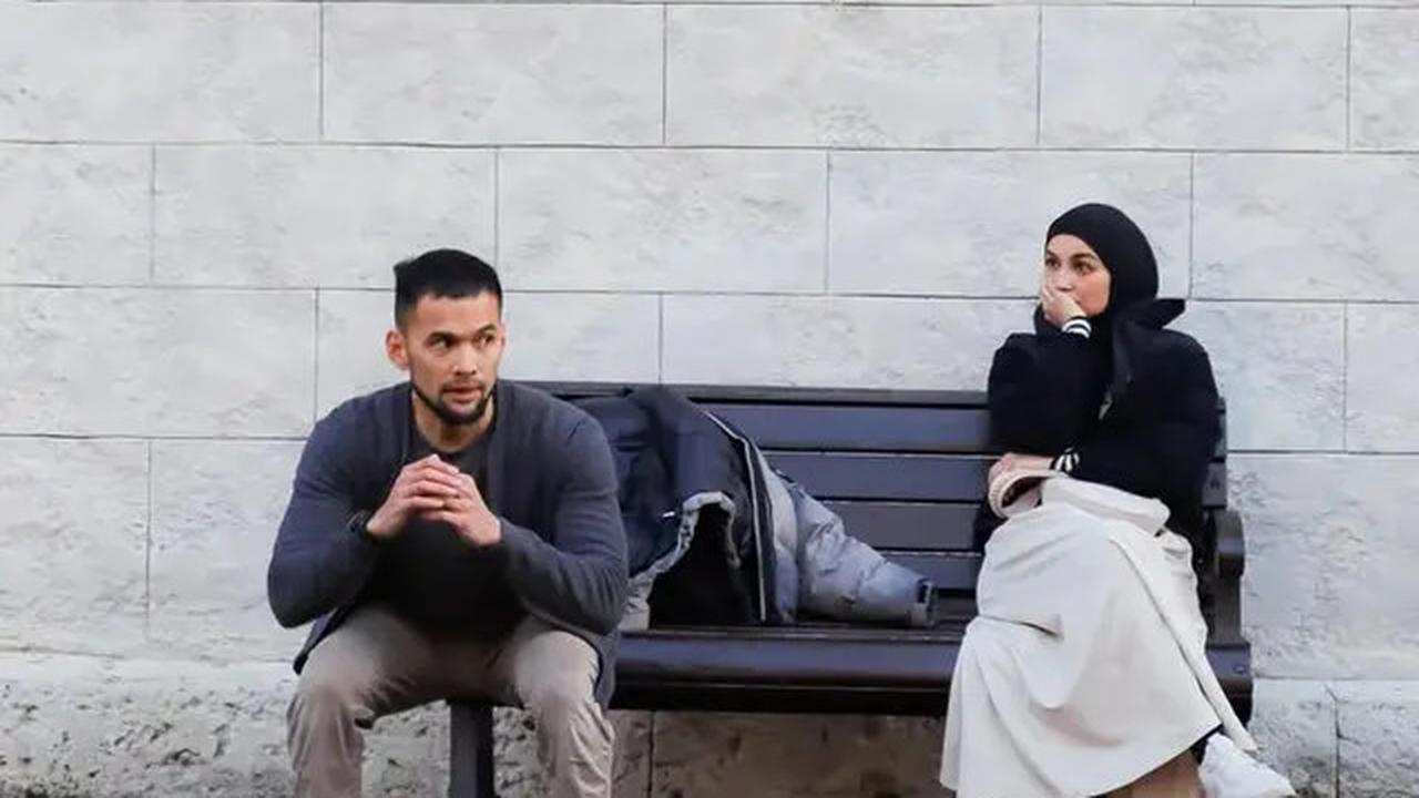8 OOTD Hijab Shireen Sungkar Liburan di Qatar dan Turki Serasi dengan Suaminya, Tengku Wisnu