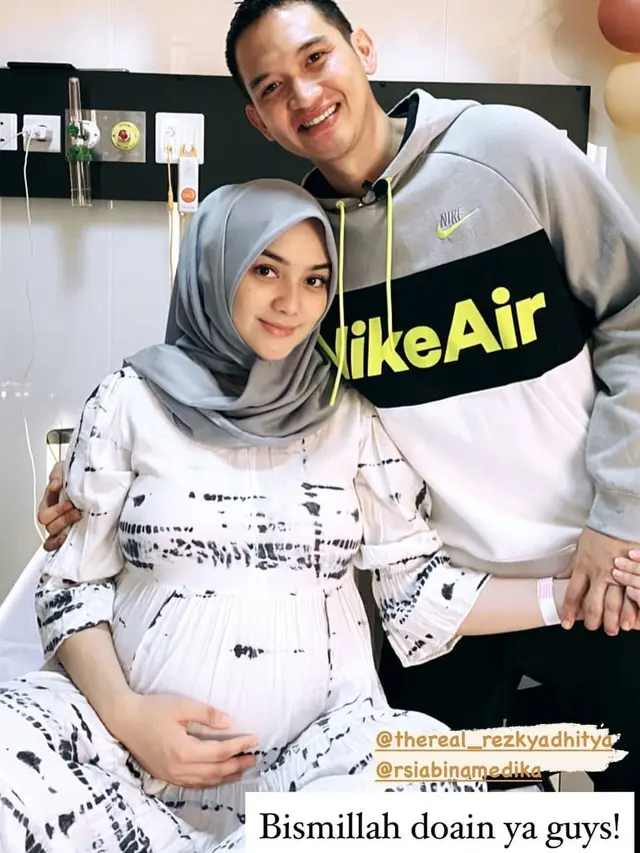 6 Potret Detik-detik Citra Kirana Melahirkan Anak Pertama, Rezky Adhitya Tegang
