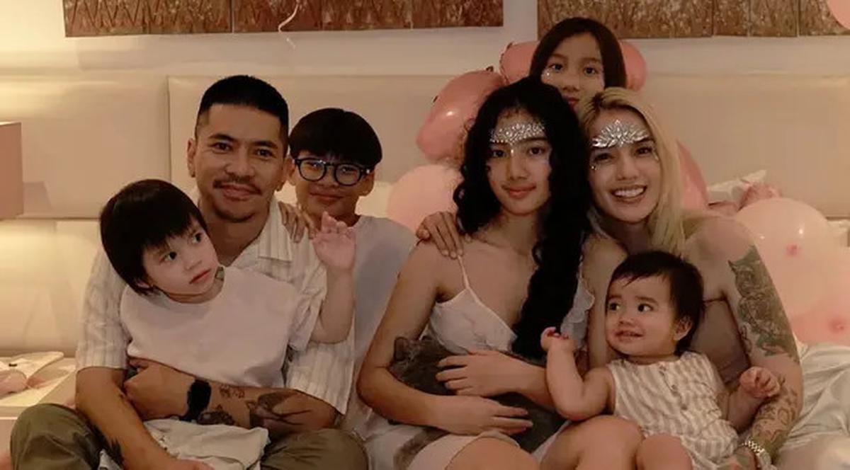 7 Potret Leticia Anak Sheila Marcia Ulang Tahun ke-15, Rayakan Bareng Keluarga