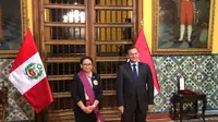 Menteri Luar Negeri RI, Retno Marsudi bersama Menteri Luar Negeri Peru, Néstor Francisco Popolizio Bardales di Lima (23/5) (Kementerian Luar Negeri RI)