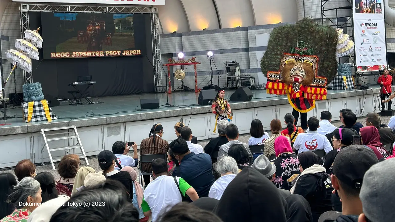 Penampilan Reog Ponorogo di acara Indonesia-Japan Friendship Festival 2023.