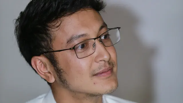 [Bintang] Alasan Nadine Chandrawinata Jatuh Cinta Pada Dimas Anggara