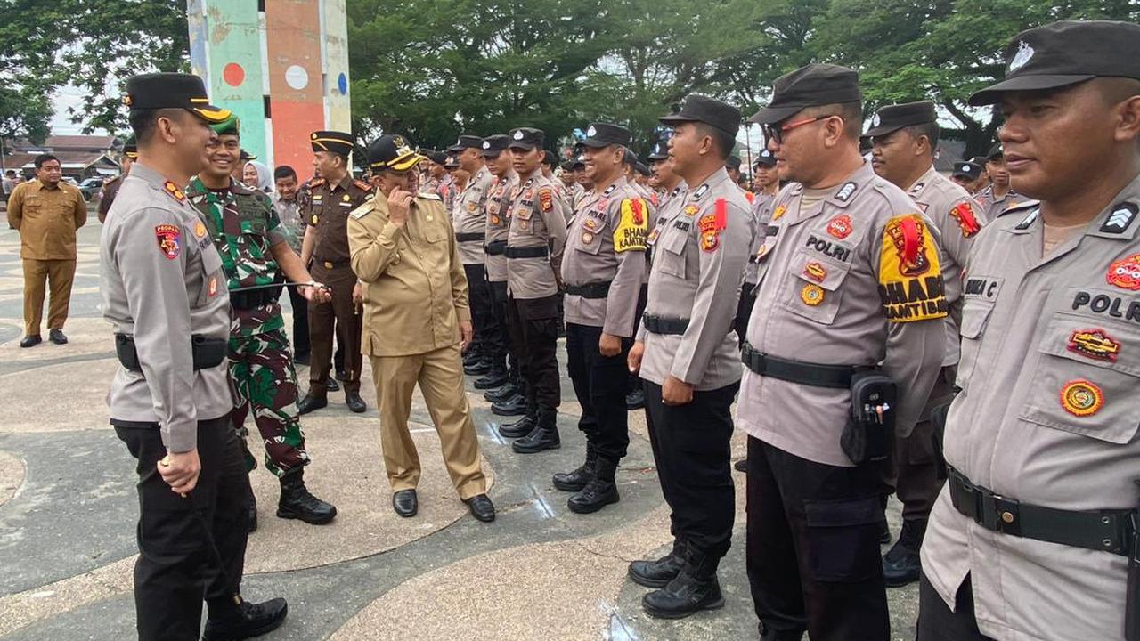 Apel Gelar Pasukan, Kapolres Inhu Tekankan Sinergritas Demi Pilkada Damai