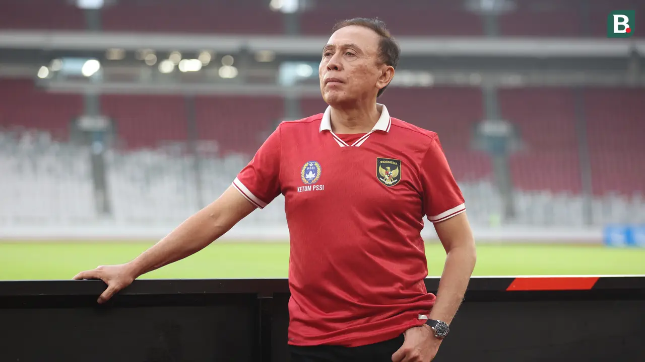 Ketua Umum PSSI Iwan Bule Meninjau Kesiapan GBK Menjelang Piala AFF 2022