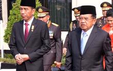 Jokowi buka puasa dengan para duta besar di Istana Negara