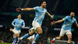 Manchester City berhasil meraih kemenangan 3-1 atas Newcastle United pada laga leg kedua semifinal Carabao Cup musim ini di Stadion Etihad, Kamis (05/02/2026) dini hari WIB. Hasil tersebut membuat Man City lolos ke final dengan keunggulan agregat 5-1. (AP Photo/Dave Thompson)