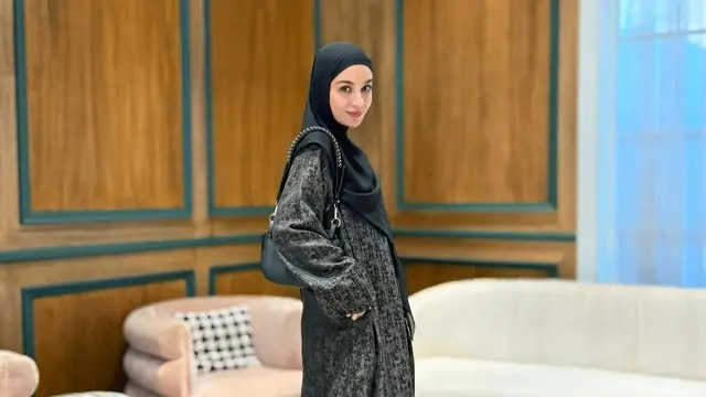 Inspirasi Gamis Harian ala Shireen Sungkar (Instagram/@shireensungkar)