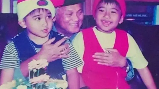 5 Foto Jadul Joshua Suherman Saat Anak-anak, Lawas Banget (