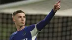 Adaptasi menjadi hal penting bagi seorang pemain saat membela klub barunya. Ada yang membutuhkan waktu yang lama, namun tak sedikit pula yang langsung nyetel dengan klub barunya hingga mampu tampil gacor dengan mencetak banyak gol. Seperti tiga pemain Chelsea berikut yang mampu mencetak 20 gol atau lebih pada musim debutnya di Liga Inggris. (AP Photo/Ian walton)