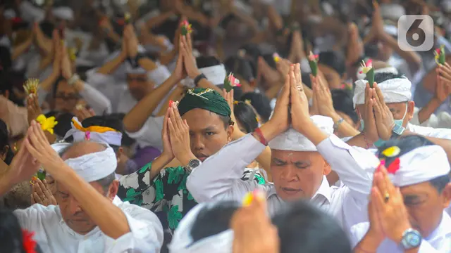 Umat Hindu Gelar Upacara Tawur Agung Kesanga