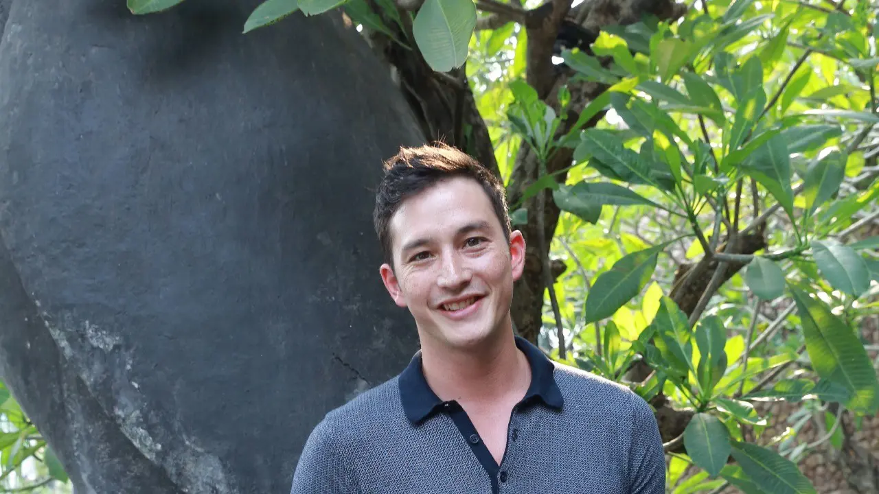 [Bintang] Mike Lewis