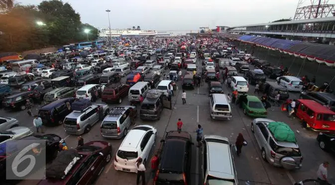Kemacetan lalu lintas mudik lebaran 2016