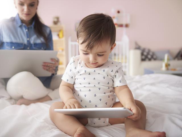 9 Tips Alihkan Perhatian Anak Dari Gadget Health Liputan6 Com