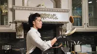Potret Dapur dan Meja Makan Rumah Saaih Halilintar, Mewah Bergaya Baroque dengan Ukiran Emas