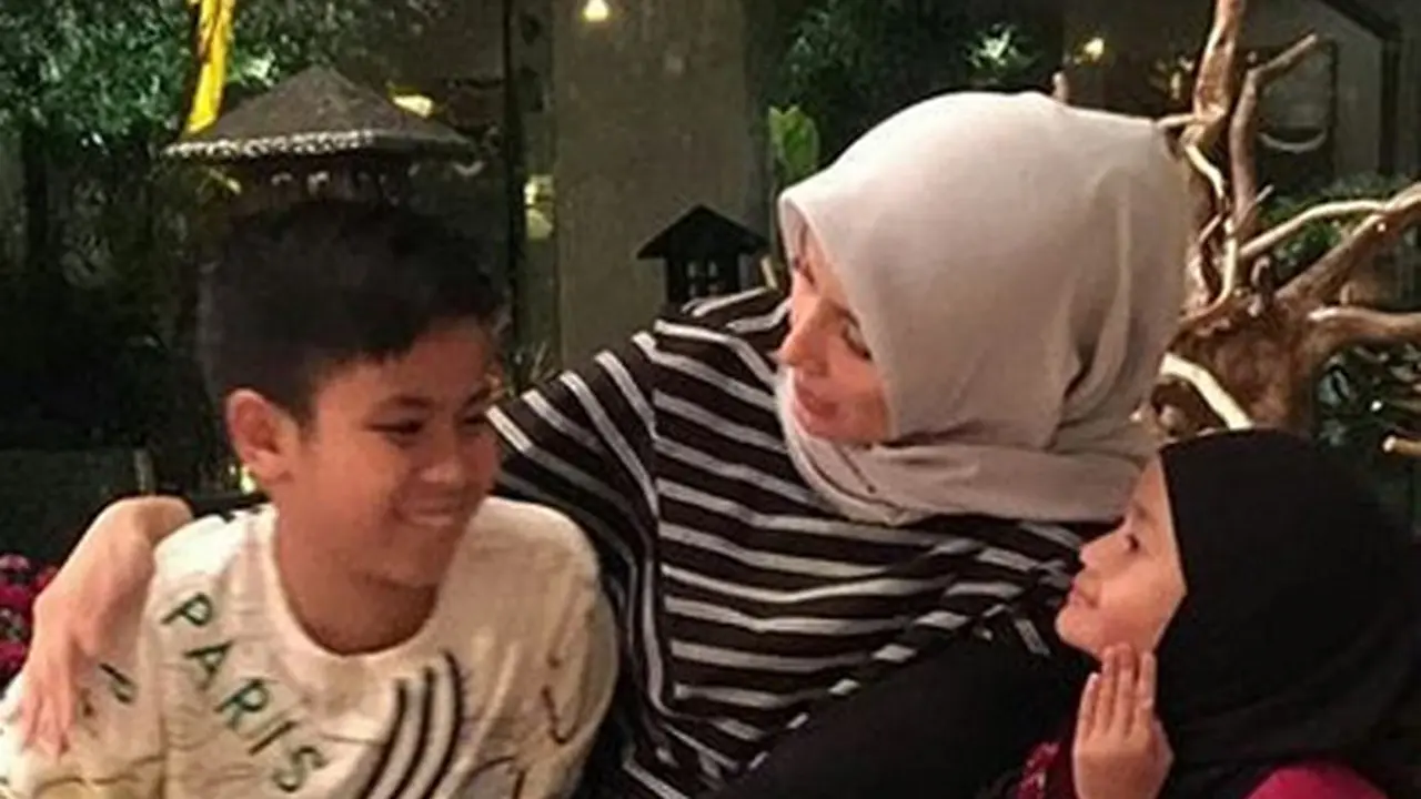[Bintang] Inneke Koesherawati