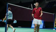 Tunggal putri Indonesia Gregoria Mariska Tunjung menang atas Eaint Chit Phoo dari Myanmar pada partai kedua perempat final cabang bulu tangkis nomor beregu SEA Games 2025 di Thamasat Rangsit Gymnasium 4, Minggu (7/12). (foto: PBSI)