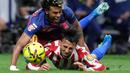Barcelona berhasil memetik kemenangan saat bertandang ke markas Atletico Madrid dalam laga lanjutan Liga Spanyol 2025/2026 di Wanda Metropolitan, Madrid, Spanyol, Sabtu (04/04/2026) waktu setempat. (AP Photo/Bernat Armangue)