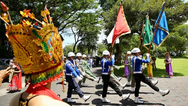 Kirab Bendera Pataka di Banyuwangi