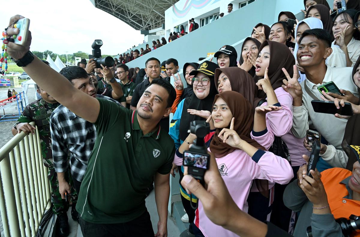 Gubernur Sumut, Bobby Nasution membuka Kejuaraan Atletik Asia Tenggara U18 & U20 Tahun 2025 yang diselenggarakan di Stadion Madya Atletik Sumut, Sumut Sport Center, Kabupaten Deli Serdang