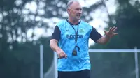 Liga 1: Mendukung Kebijakan PPKM Darurat, Igor Kriushenko Meliburkan Aktivitas Tira Persikabo