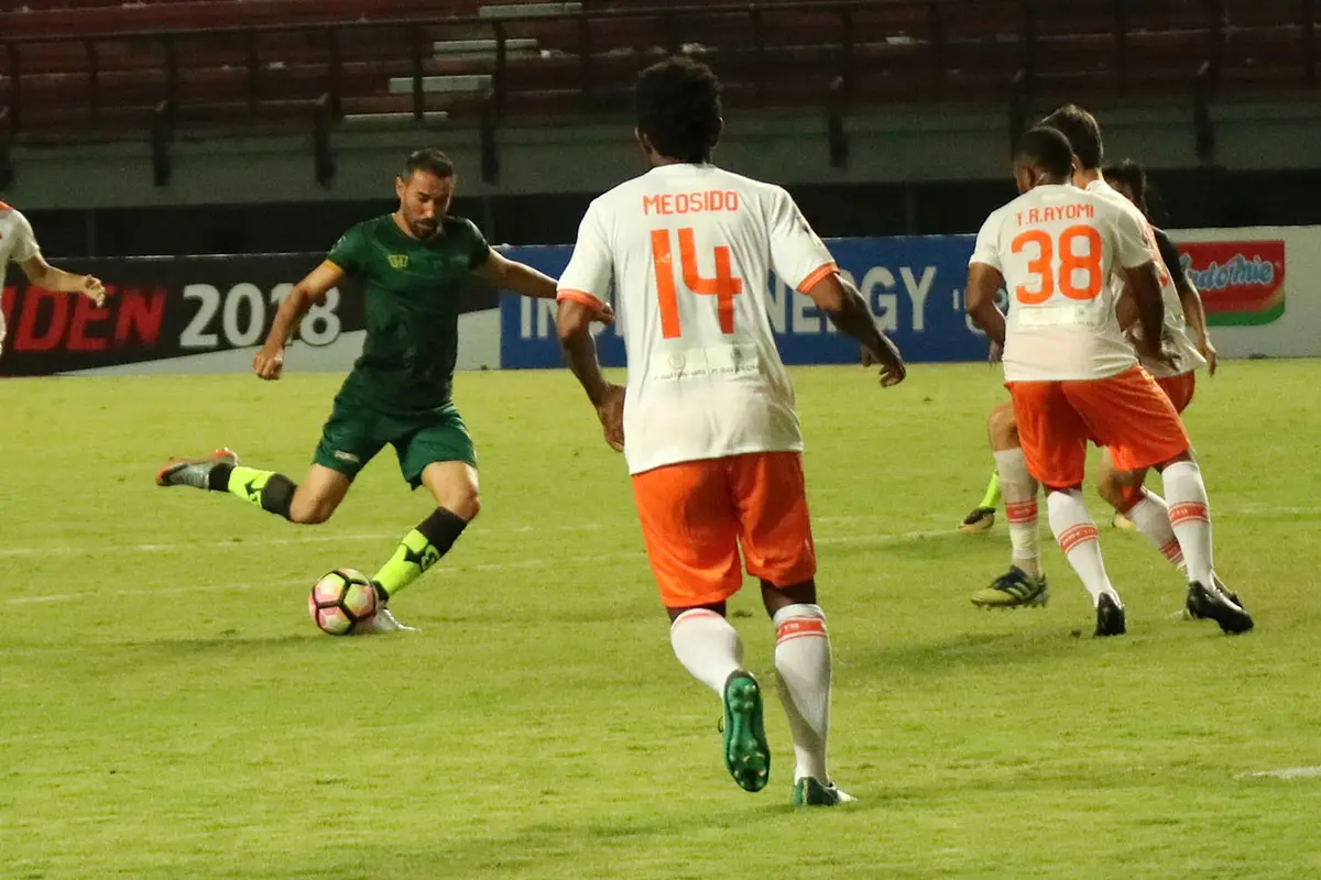 Perseru Serui vs PS TNI