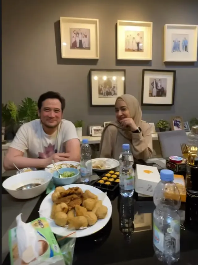 Potret Ruang Makan di Rumah Tengku Firmansyah dan Cindy Fatika Sari