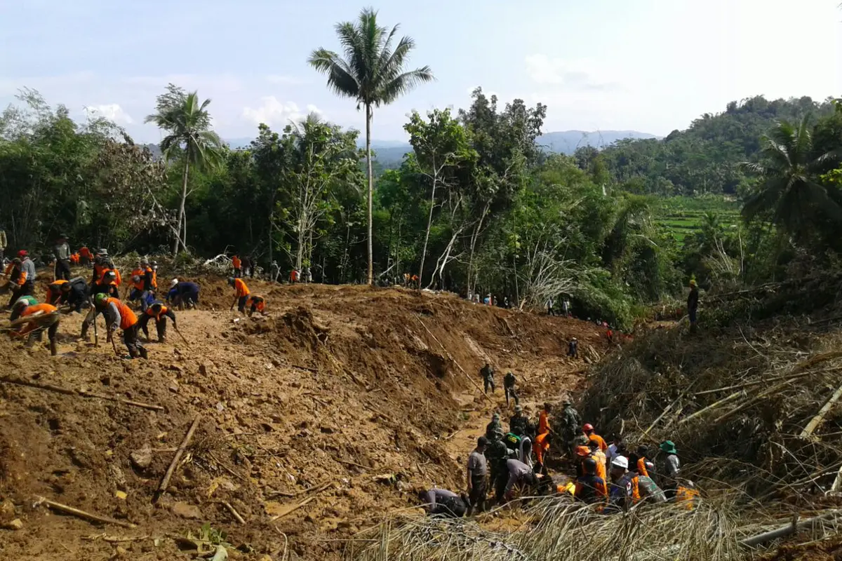 tanah longsor purworejo