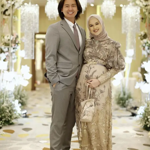 6 Aktor Ini Setia Dampingi Istri di Kehamilan Kedua, Jadi Suami Siaga
