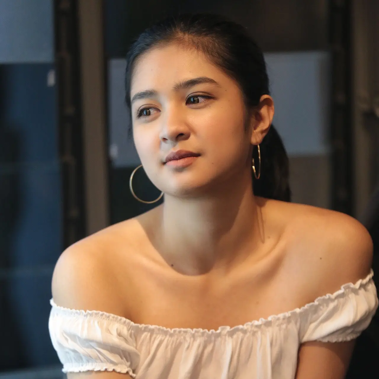 Sama dengan Raisa, Mikha Tambayong juga merupakan salah satu penggemar dari Chelsea. Ia mengaku senang saat Chelsea berkunjung ke Indonesia. (Adrian Putra/Bintang.com)