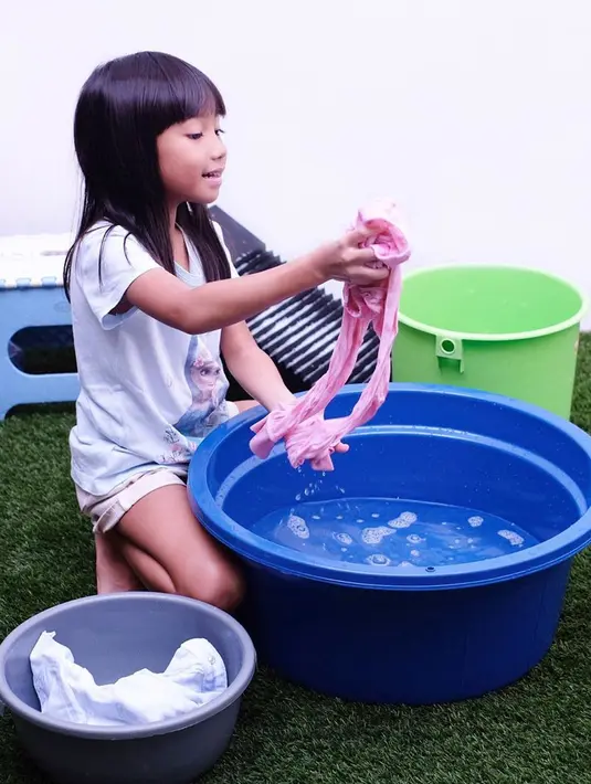 Ayu Dewi (Instagram/mrsayudewi)