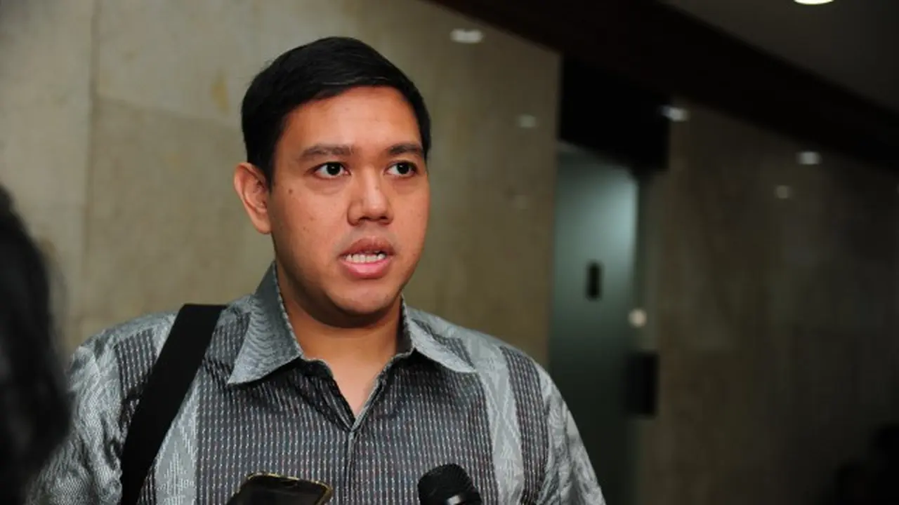 Legislator Minta Pemerintah Bijak dalam Penerapan Kebijakan Pendaftaran PSD Lingkup Privat