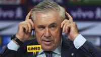 Carlo Ancelotti saat acara perkenalan pelatih baru Timnas Brasil di sebuah hotel di Barra da Tijuca, Rio De Janeiro, Brasil, Senin (26/05/2025) waktu setempat. (AP Photo/Silvia Izquierdo)