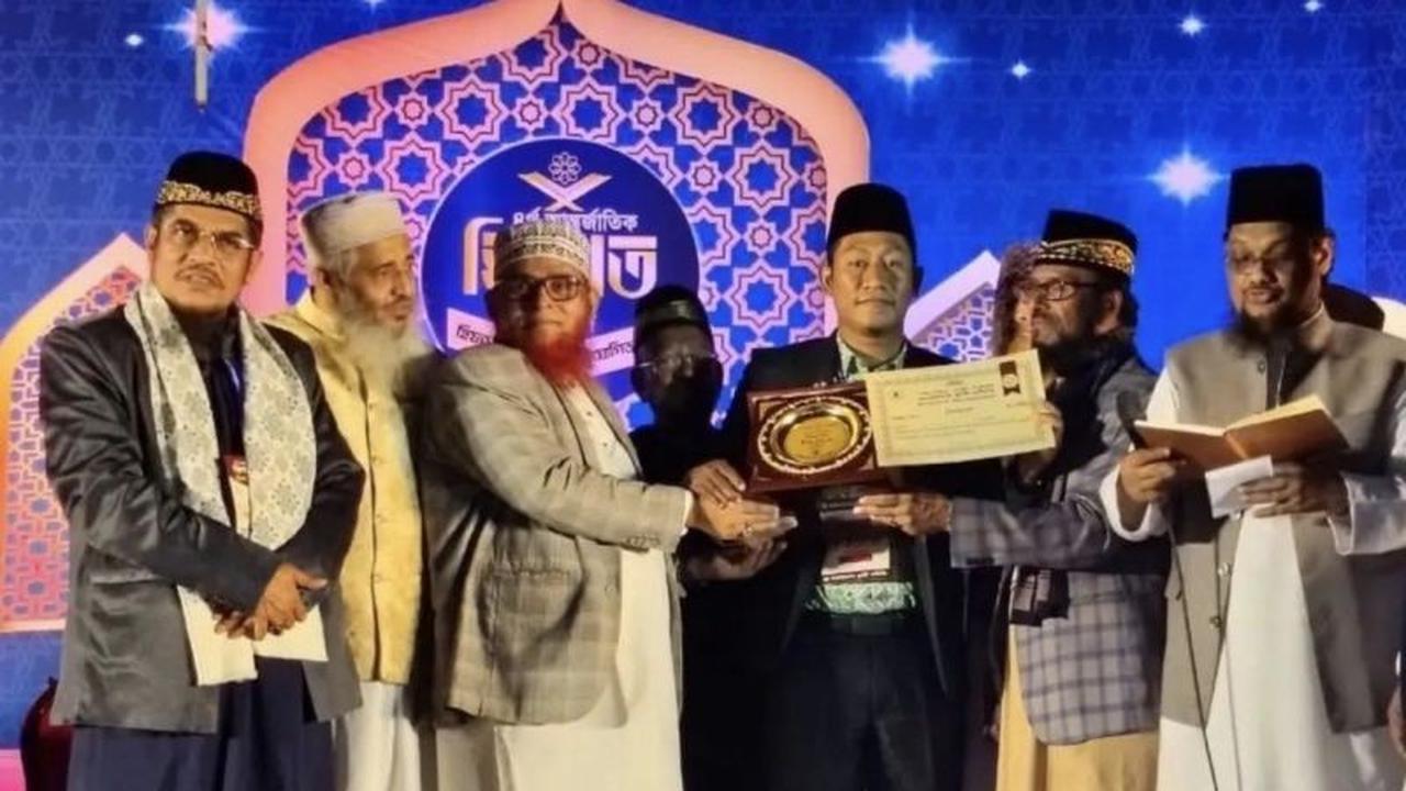 Harumkan Nama Bangsa, Imranul Karim Qori Kaltim Sabet Juara 1 MTQ Internasional di Bangladesh