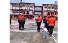 Viral Bocil Ikut Apel Polisi Bawa Camilan, Kelakuannya Bikin Netizen Ngakak