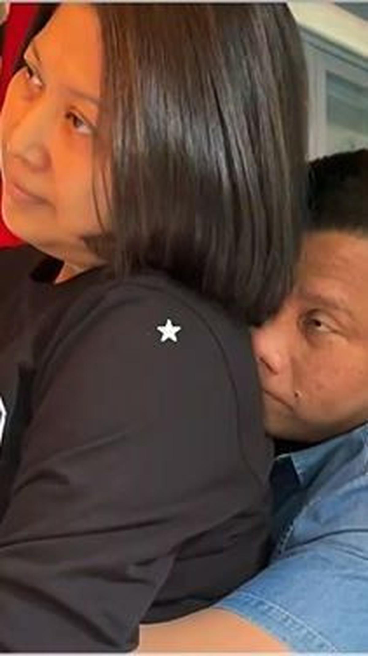 "Keliatan banget bokap sayang banget sama nyokap," tulis akun _ary.barito_.