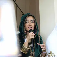 Pengajian dirumah Ibunda Julia Perez (Nurwahyunan/bintang.com)